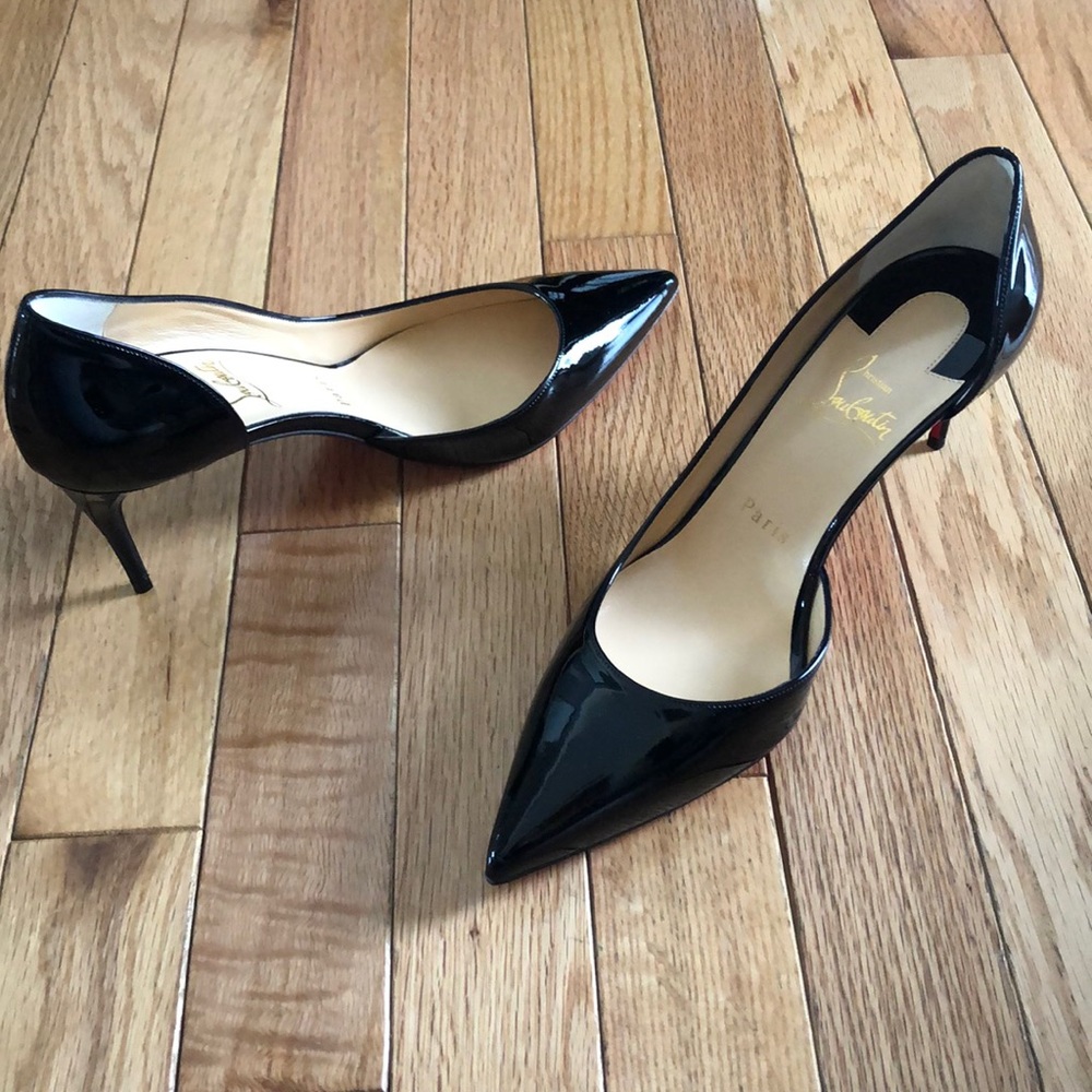 Louboutin black pumps